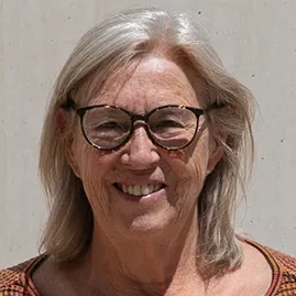 Annemarie, ehemalige Schülerin der Schwesternschule vom Roten-Kreuz.