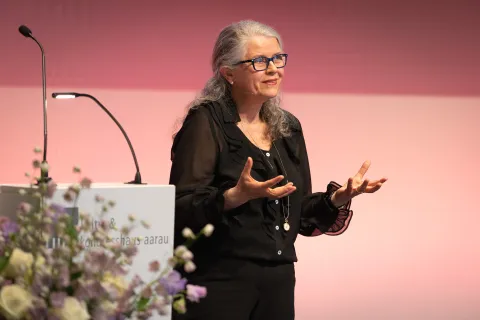 Referentin Dr. Iren Bischofberger Pflegesymposium Pflegende Angehörige