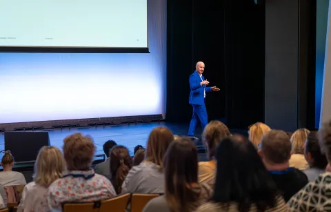Fabio Blasi zeigt kreative Möglichkeiten des Employer Branding auf