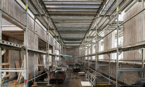 Careum Hochhaus Umbau: Dachterrasse mit Baugerüsten