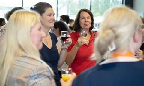 Apéro an den SwissSkills 2023 für Fachpersonen Gesundheit in Delémont