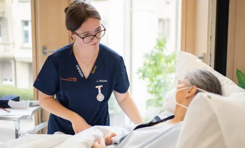 Jael Stössel an den SwissSkills 2023 für Fachpersonen Gesundheit in Delémont