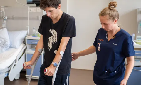 Anna Zopfi an denSwissSkills 2023 für Fachpersonen Gesundheit in Delémont