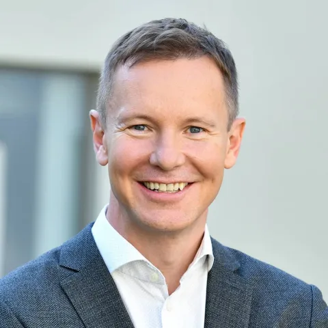 Oliver Mauthner