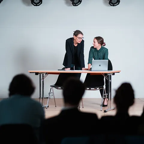 Theater Act Back Careum Führungstagung