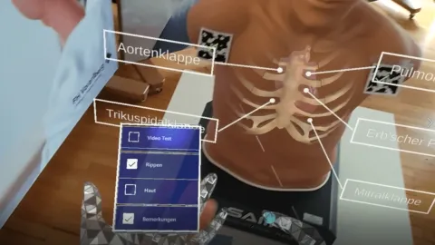 Oberkörper dargestellt mit Virtual Reality