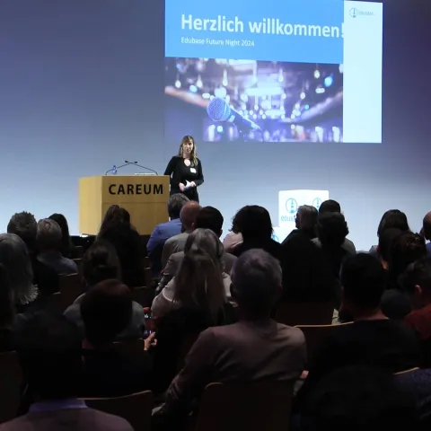 Die Zukunft des Lernens an der Edubase Future Night 2024 im Careum Auditorium.